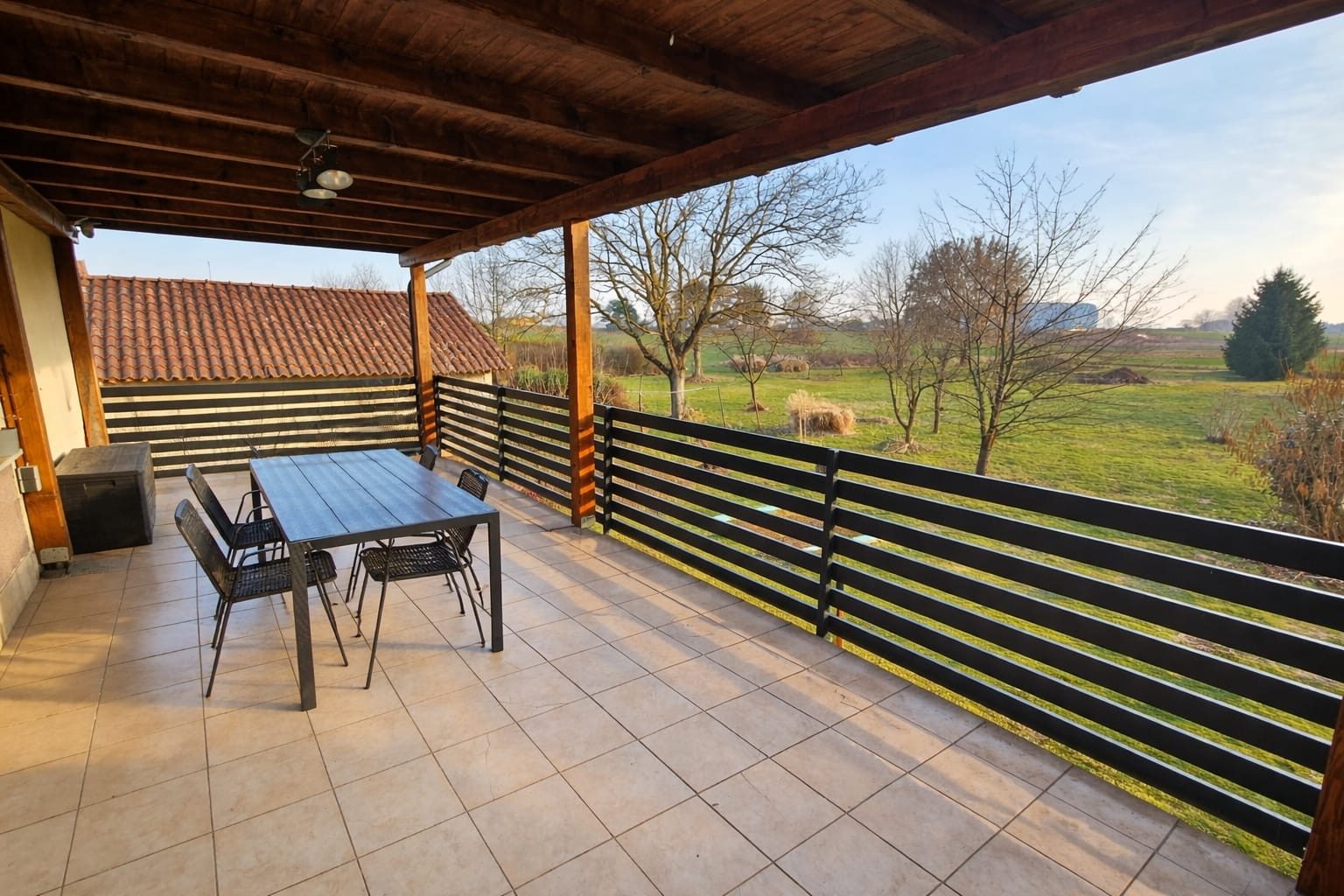 ZE-STEEL metalna nadstrešnica 7
